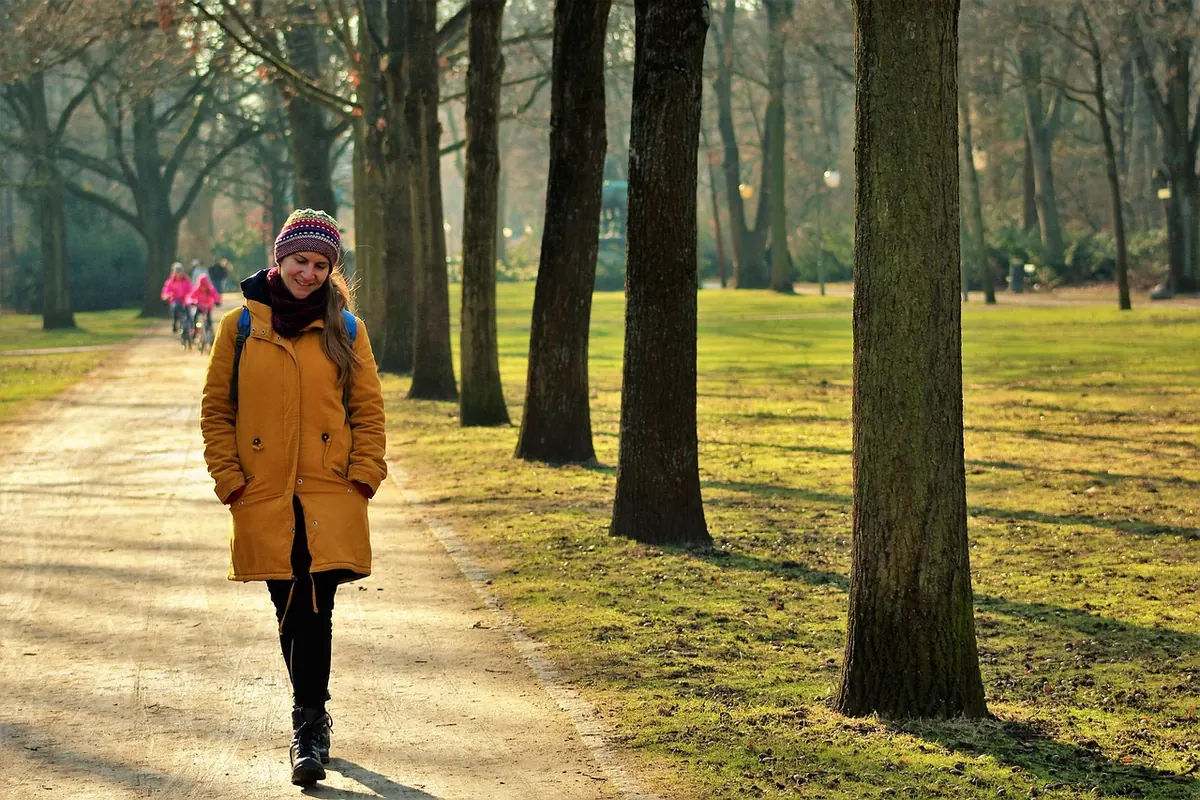 Cold Weather and Back Pain: Why It Flares Up and How to Manage It