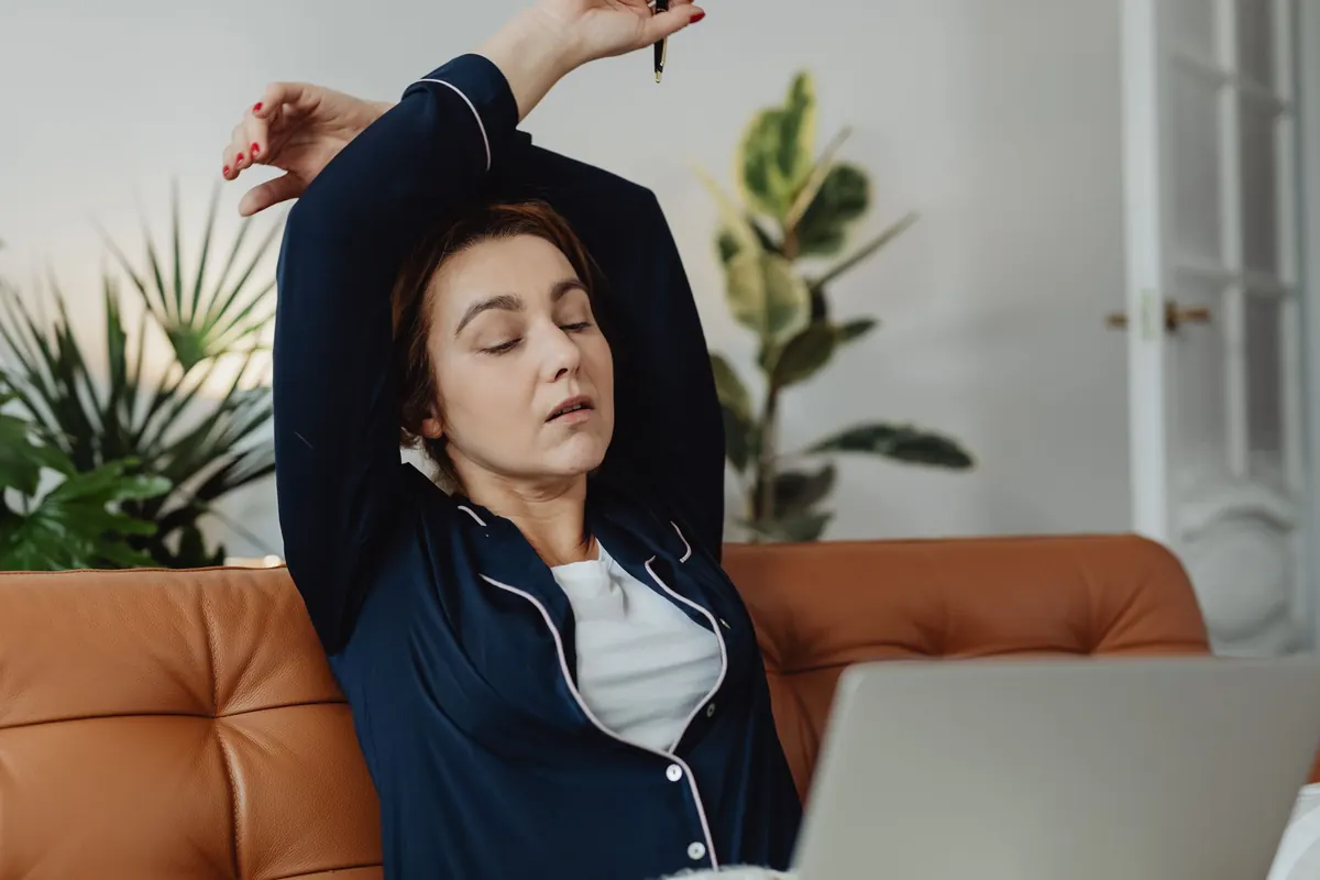 Desk Stretches for Office Workers: A 5-Minute Routine